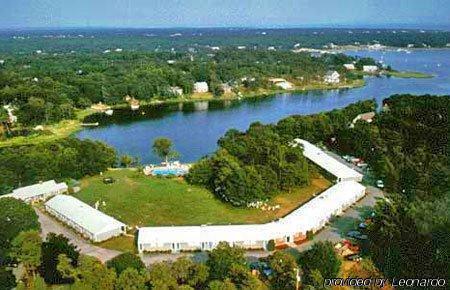 Capewind Waterfront Resort 팔머스 외부 사진